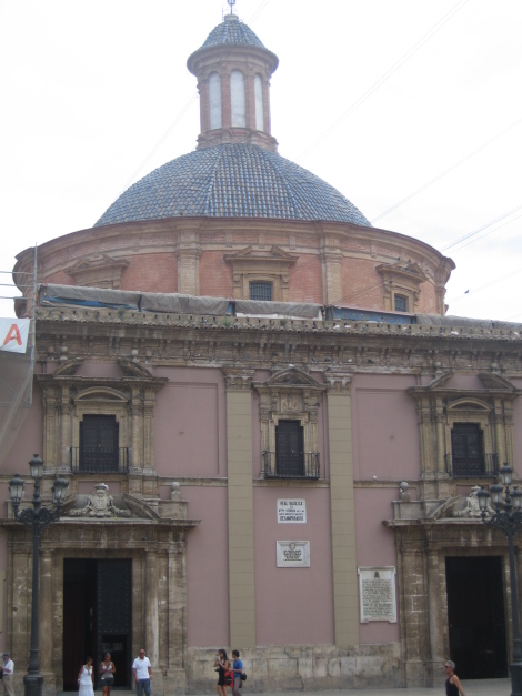 Basilica de la Mare de Deu dels Desemparats, Valencia